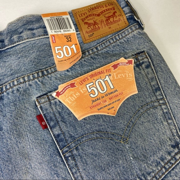 NEW Levis 501 Wild Dreaming Cut Off Shorts - Picture 6 of 11